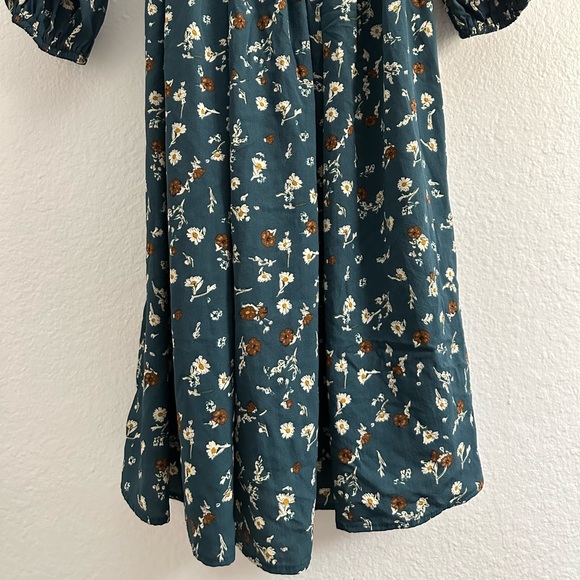 Floral Dress - Picture 6 of 8